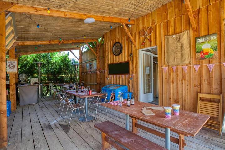 Ferienhaus für 2 Personen, mit Ausblick und Pool sowie Garten in Frankreich - 2