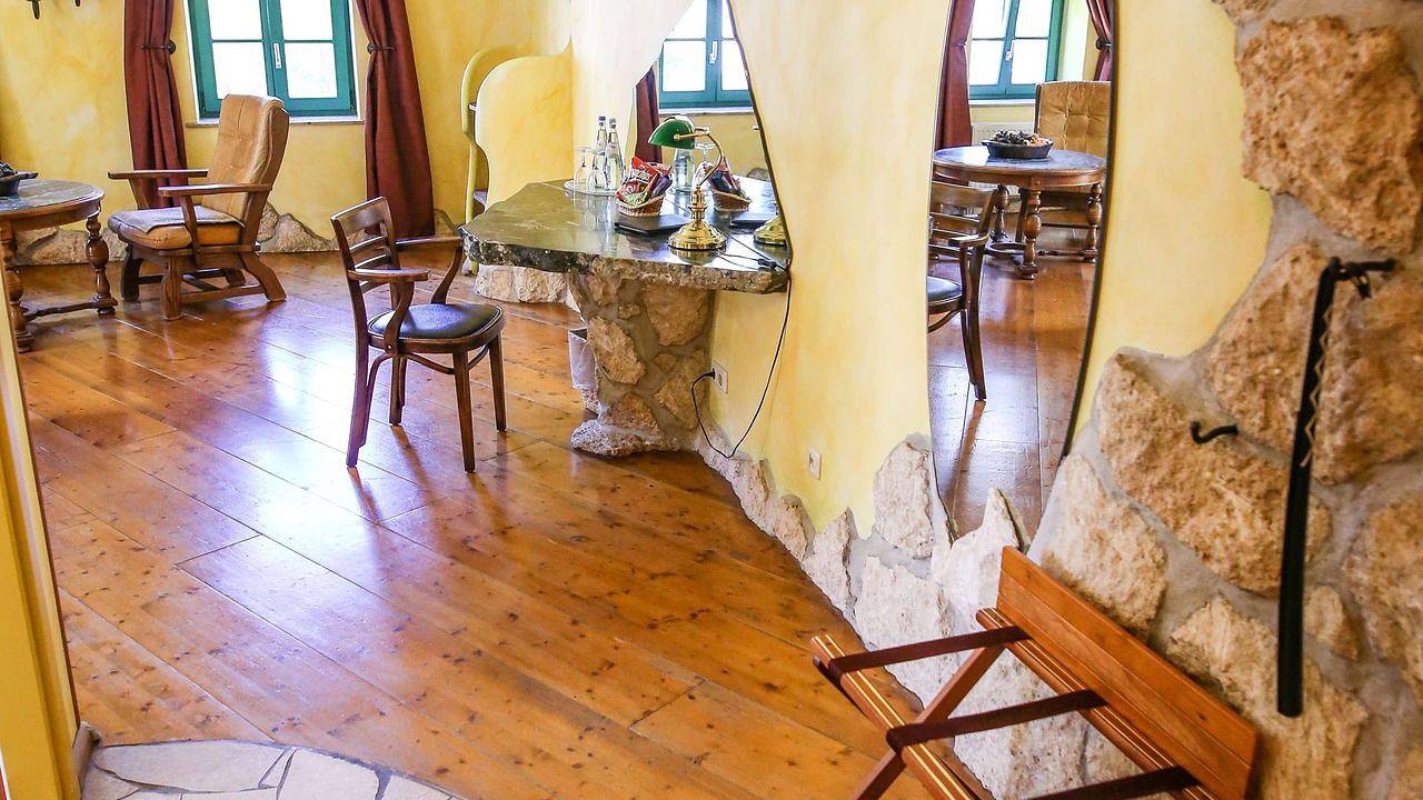 Ganze Ferienwohnung, Zimmer für 2 Personen in Dresden in Dresden-Neustadt, Dresden