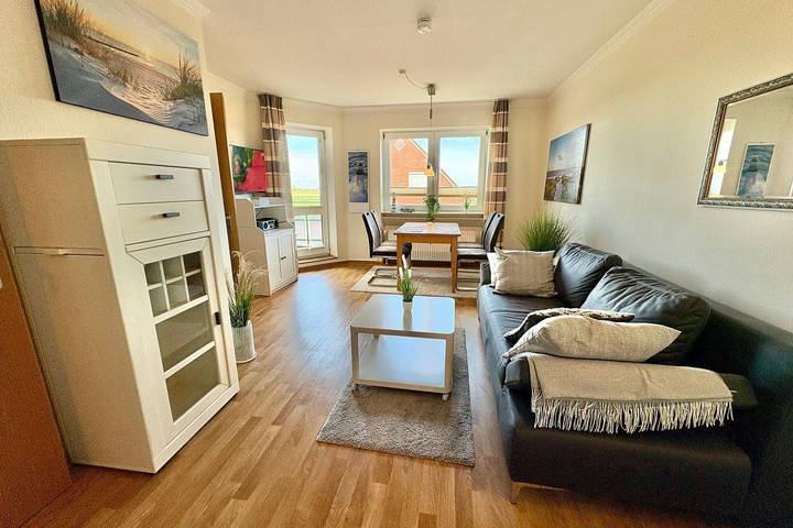 Ferienwohnung für 4 Personen, mit Balkon und Ausblick in Schillig - 2