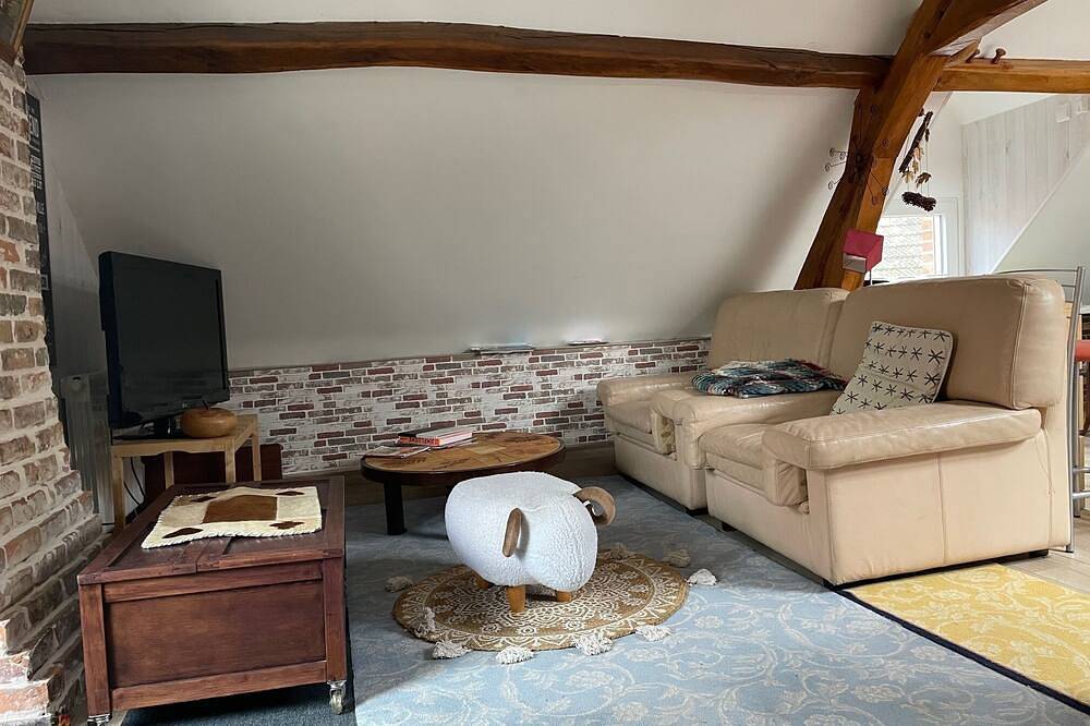 Entire apartment, Pleasant studio in sologne, ideal for 2 or 3 people in Salbris, Sologne