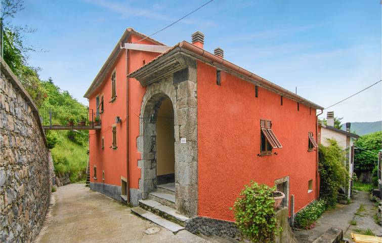 Appartamento per 4 persone, con Terrazza a Varese Ligure