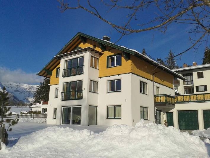 Ferienwohnung für 8 Personen, mit Sauna und Ausblick sowie Garten, mit Haustier
