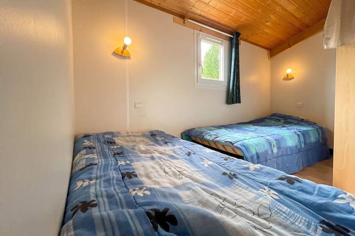 Gîte pour 6 personnes, avec Piscine à Chazemais - 3