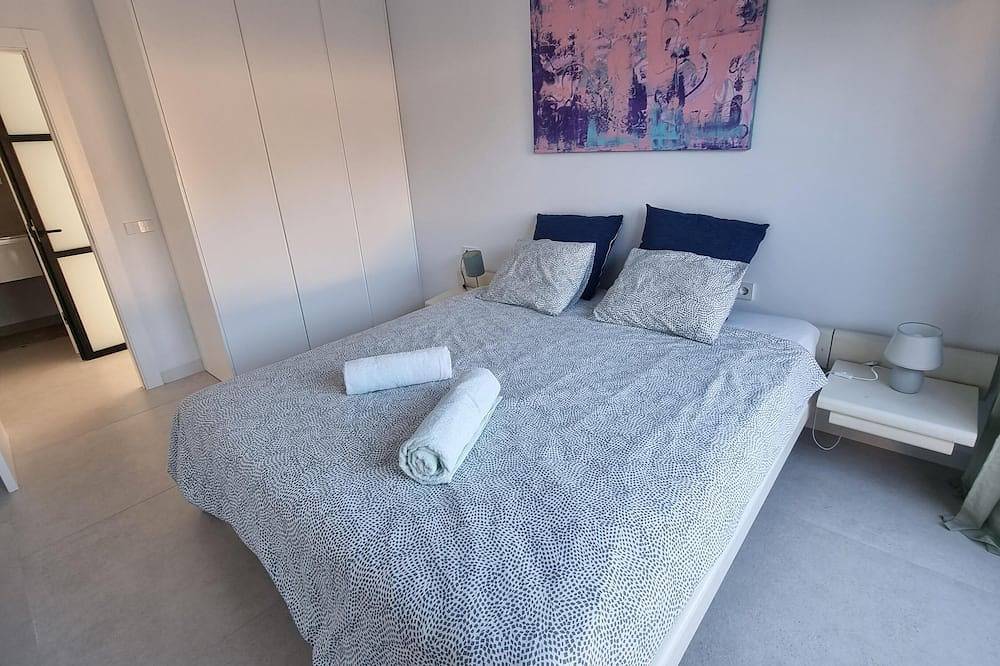Moderne villa, met artistieke inrichting. dicht bij wandelpaden, zee, golfgebied in Valle del Este Golf Resort, Vera