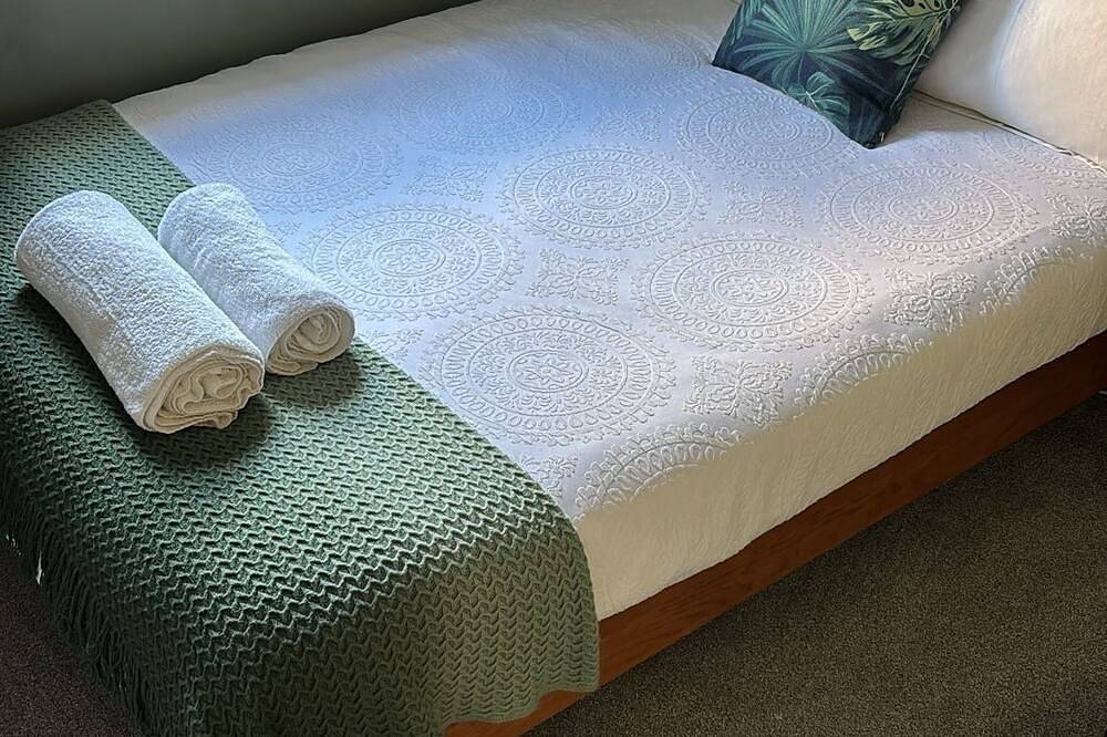 Ganze Wohnung, Charmante 2-Zimmer-Wohnung neben dem Bahnhof, in der Nähe der Stadt und am Meer in Worthing, West Sussex