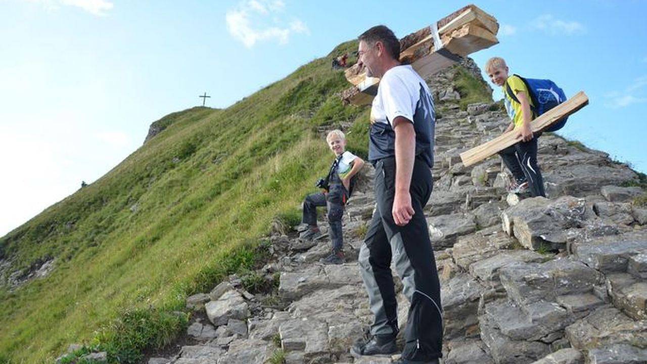 Geheel vakantieappartement, Vakantieappartement voor 4 personen met sauna in Damüls, Bregenzerwoud