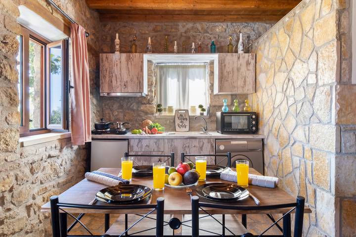 Ferienhaus für 2 Personen, mit Seeblick und Garten sowie Balkon in Griechenland - 4