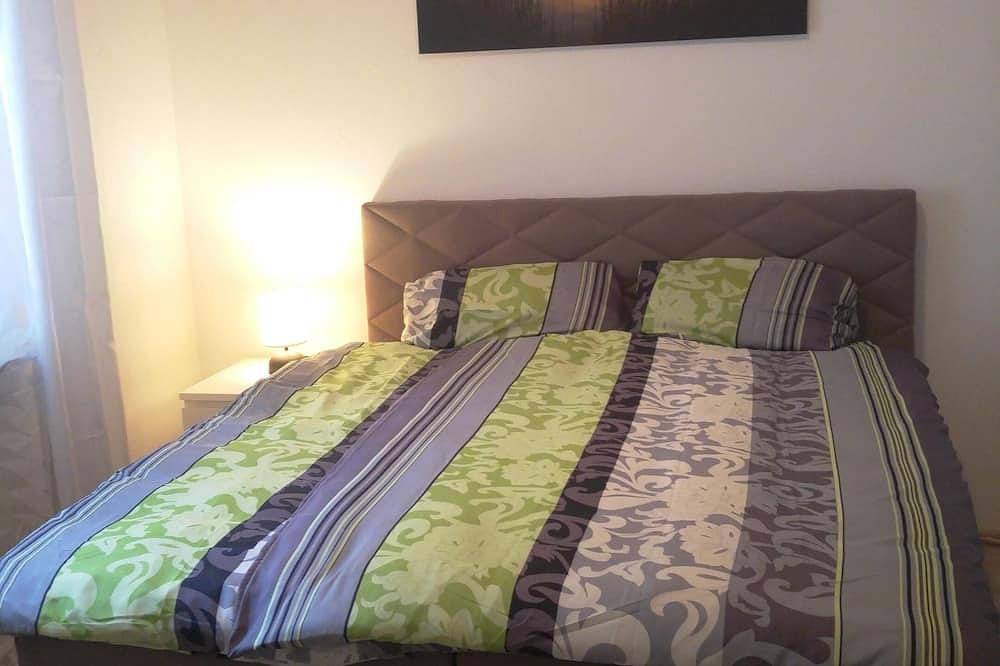 Apartamento entero, Vivienda de 2 ambientes amplia, céntrica y tranquila en el centro de Tubinga in Tubinga, Neckar-Alb