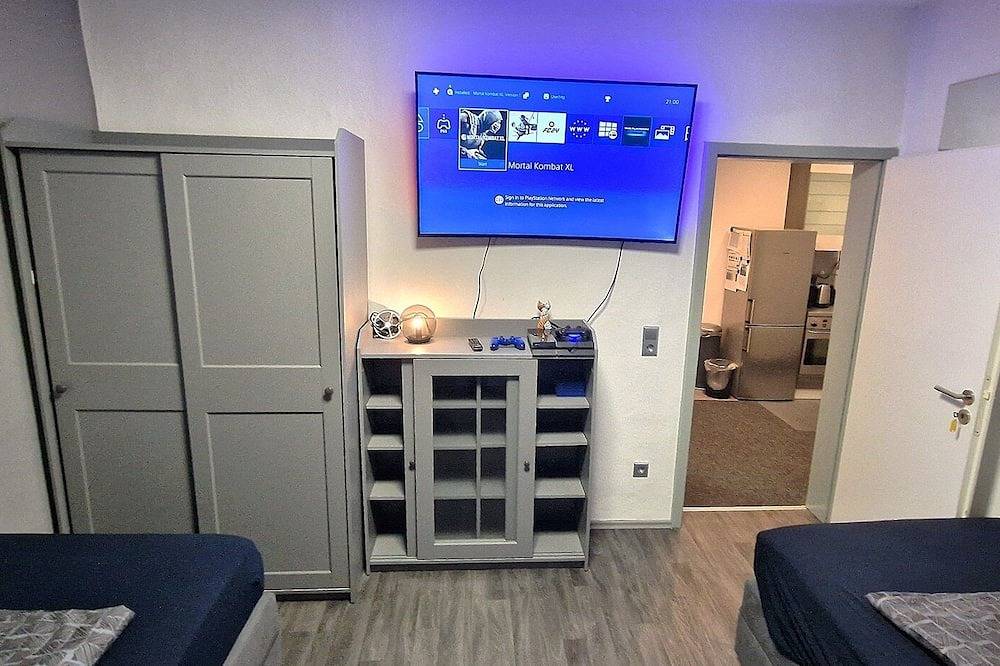 Gemütliche Eg Wohnung | Familienhaus | 2x Ps4 | Netflix | Ruhe in Barsinghausen, Hannover und Umgebung