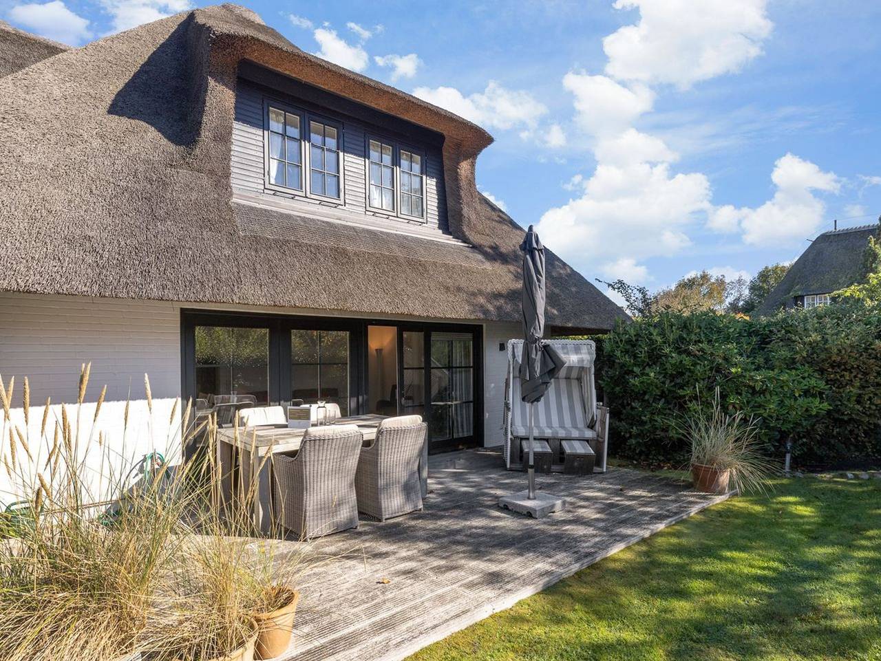 Ganze Ferienwohnung, Lüüvwai I - Lüüvwai I - sonnige Ferienwohnung im Eg und Terrasse mit Südwestlage in Keitum, Sylt (Gemeinde)