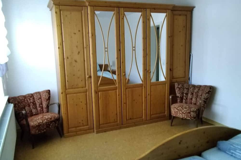 Ganze Wohnung, Ferienwohnung/App. für 4 Gäste mit 98m² in Lichtenau in Lichtenau, Teutoburger Wald