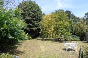 Gîte pour 5 personnes, avec jardin à Saint-Hilaire-la-Palud