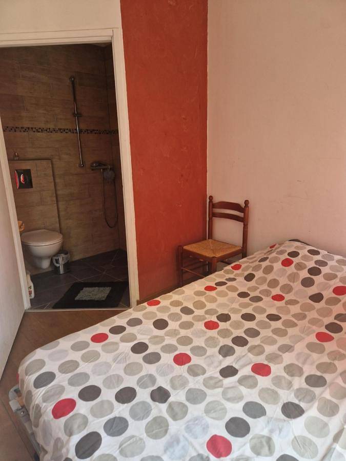 Location de vacances pour 8 personnes, avec vue ainsi que jardin et piscine, animaux acceptés à Campagnan - 3