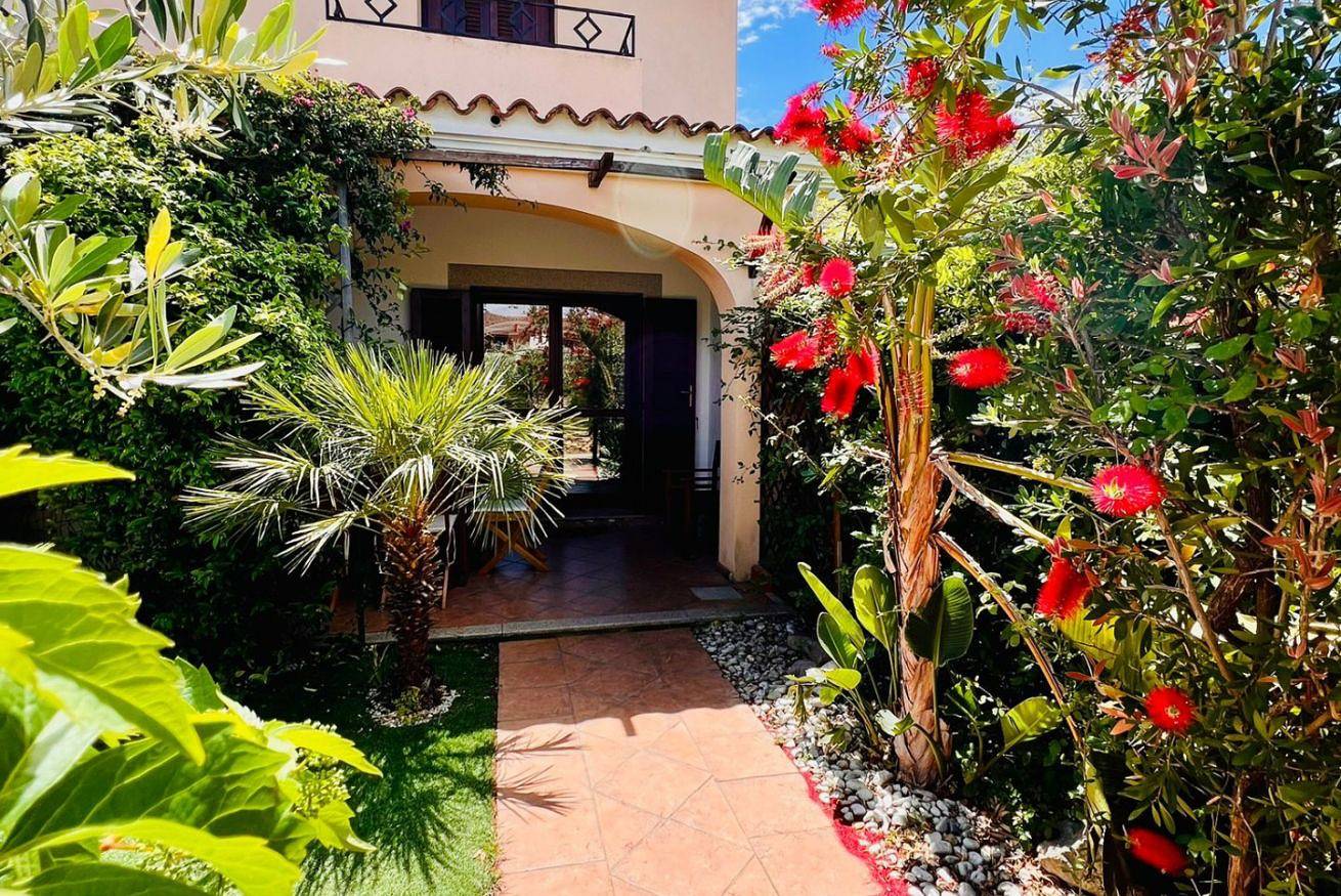 Ganze Wohnung, Ferienwohnung für 5 Personen mit Balkon in San Teodoro, Olbia-Tempio