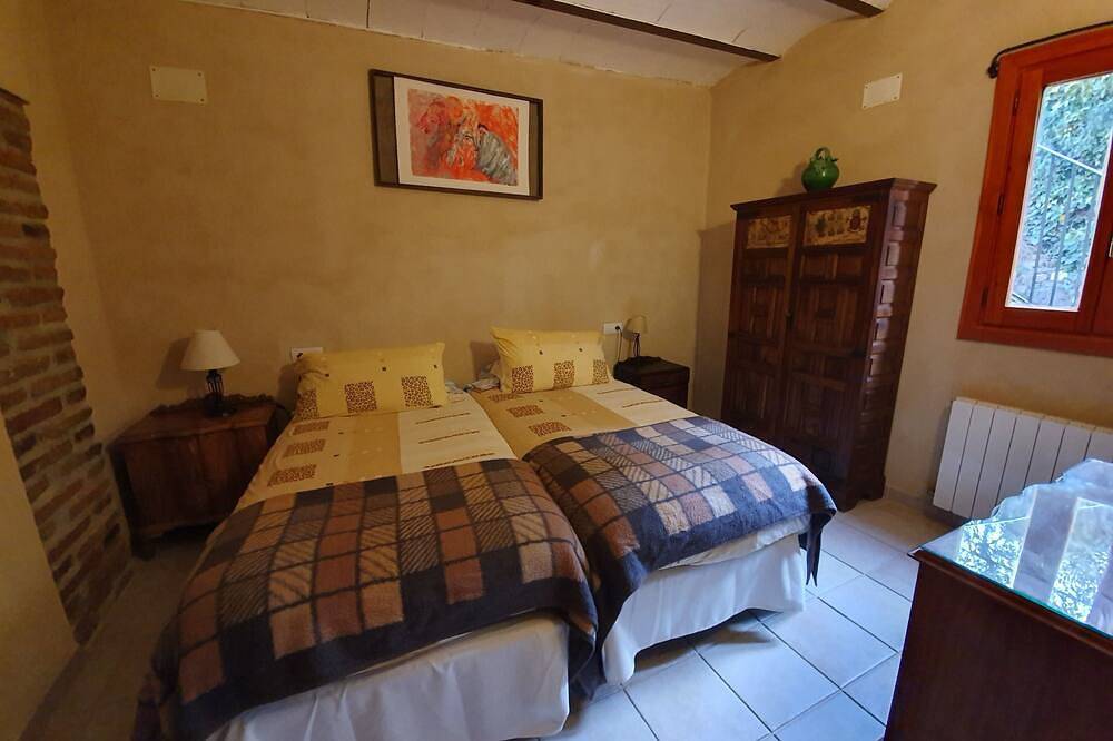 Apartamento entero, Mucha luz, mucho espacio, una gran vista sobre la montaña santa Montsant in Torroja, Priorat