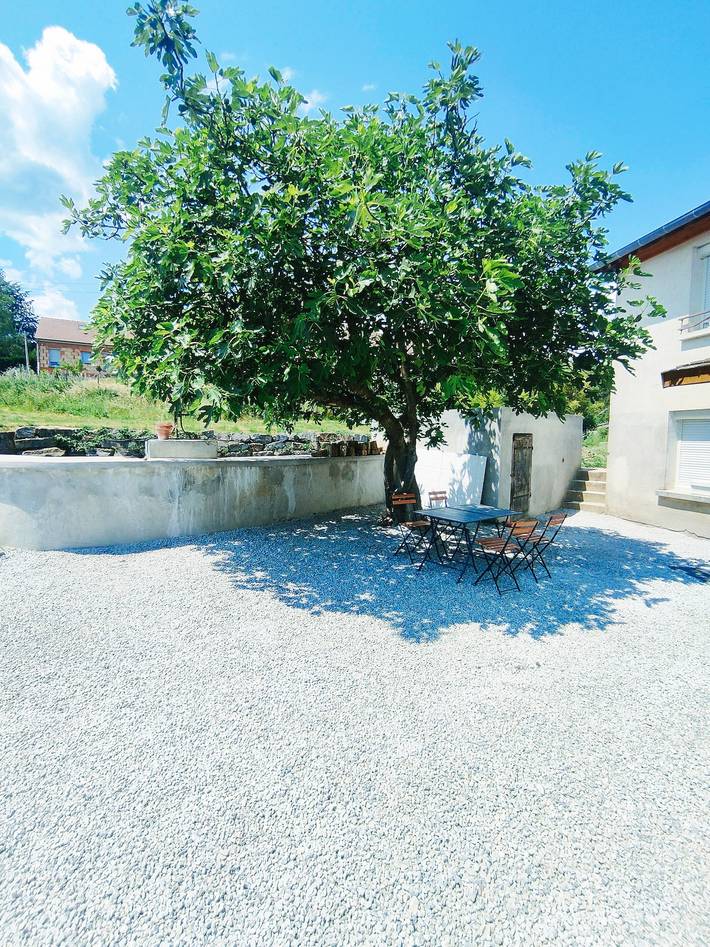Location de vacances pour 4 personnes, avec balcon/terrasse et vue dans Saint-Jean-de-Vaux - 4