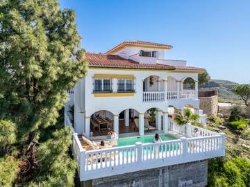 Villa til 8 Personer i Puerto de la Torre, Malaga, Bilde 1