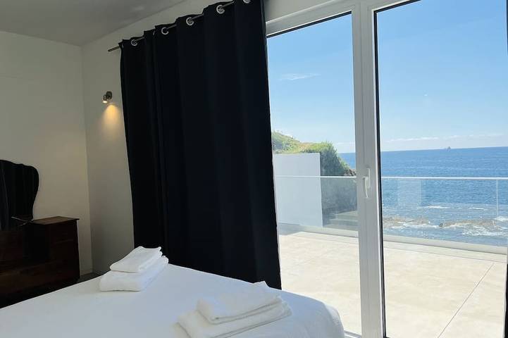 House with sea view for 6 people in São Miguel Island, Ponta Delgada