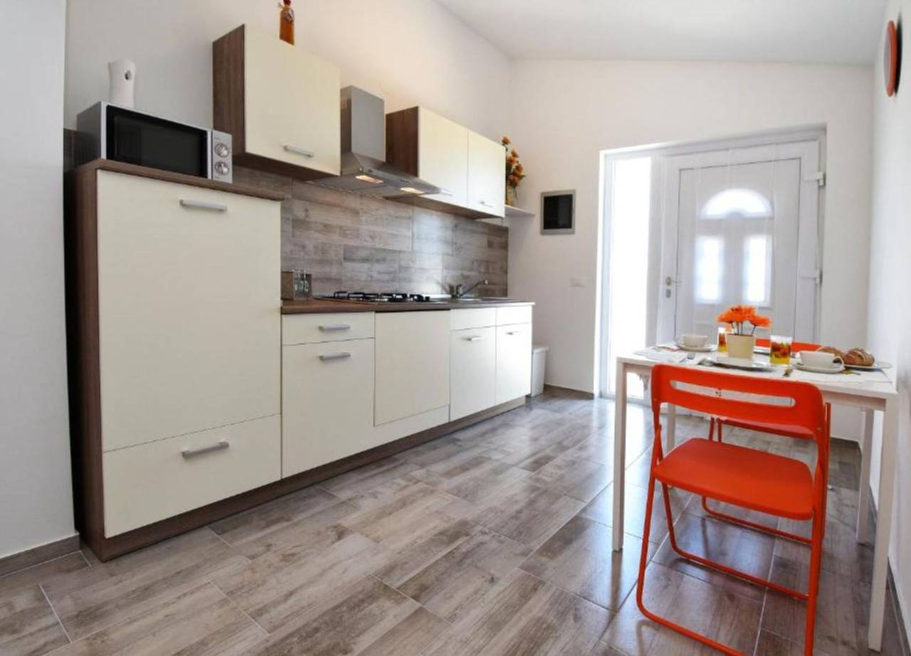 Ganze Wohnung, Ferienwohnung für 4 Personen mit Meerblick in Cervar, Porec und Umgebung