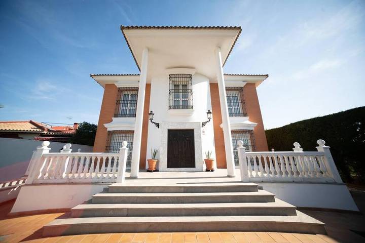 Chalet para 10 personas, con piscina además de vistas y jardín en Provincia de Sevilla - 2