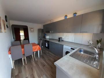 Gîte pour 5 personnes, avec piscine ainsi que terrasse et jardin, animaux acceptés à Algoz