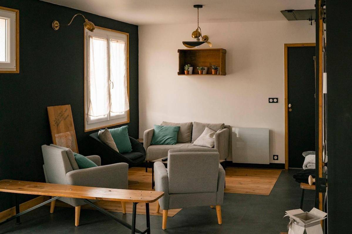 Two-Bedroom House in Quettehou, Région de Cherbourg