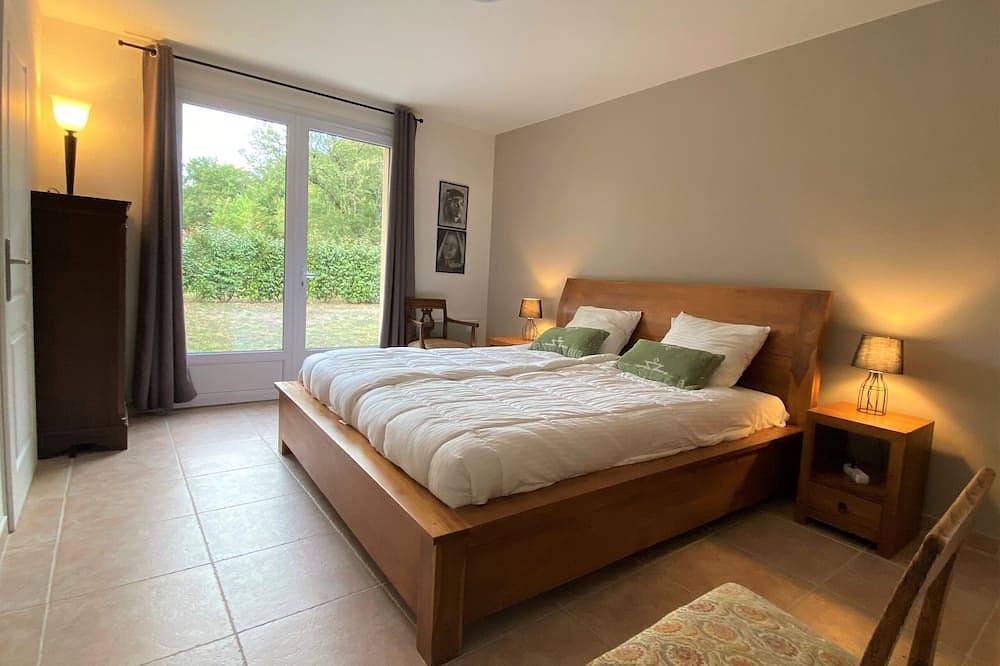 Luxury Villa on Park With Swimming Pool and Golf Course in Vasles, Deux-Sèvres