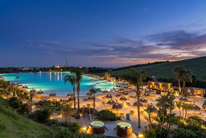 Ganze Wohnung, Alcazaba Lagoon apt by Costarentals in Sierra (Casares), Casares
