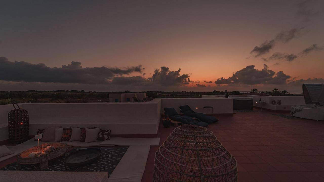 Villa Elisa, jacuzzi & sunset terrace in Favignana