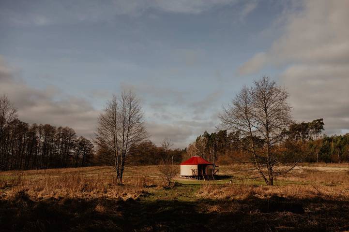 Yourte pour 2 personnes, avec jardin et jacuzzi, animaux acceptés en Pologne - 2