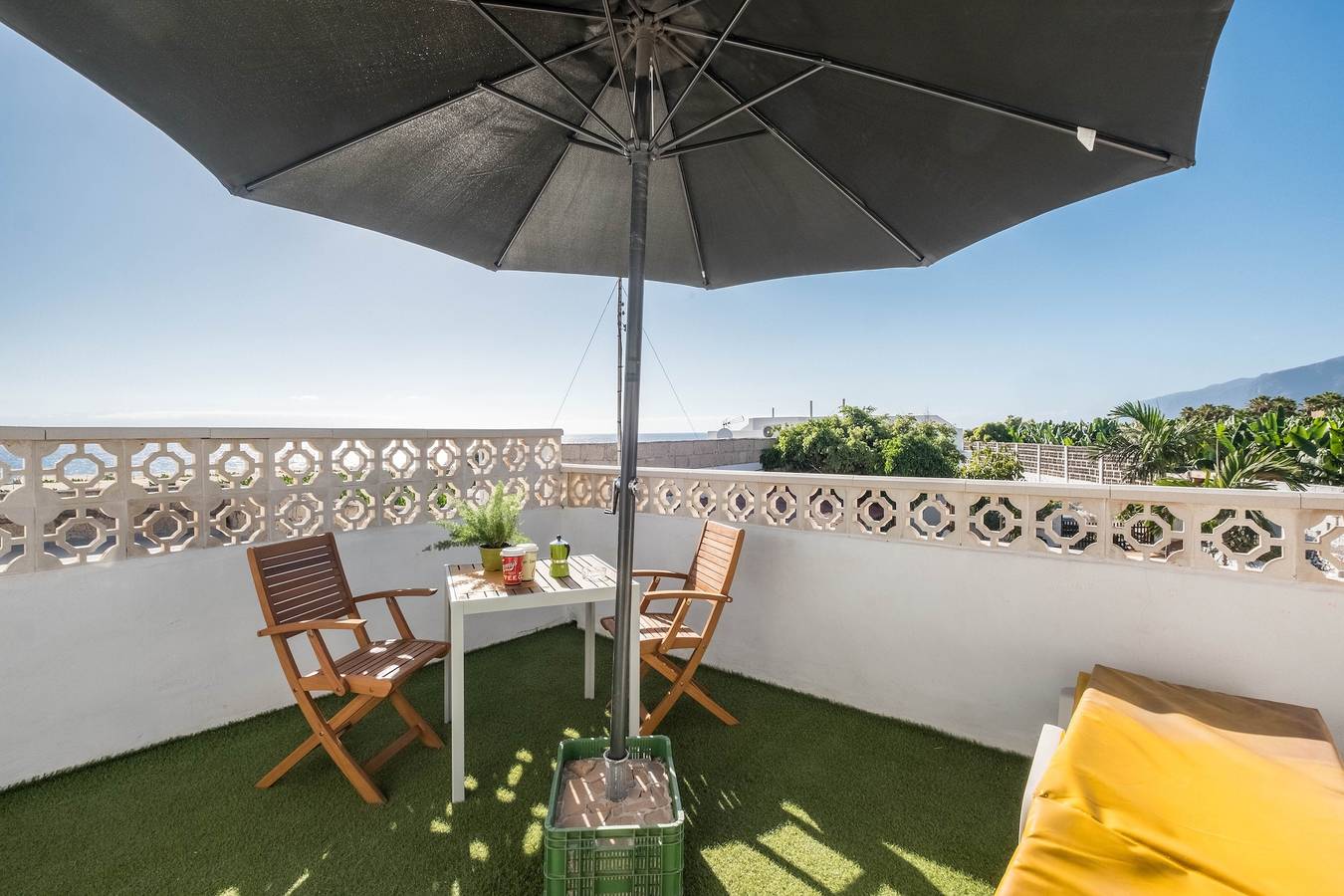 Acogedora casa de vacaciones "Casa Tajinaste" en Alcalá con terraza, acceso al mar y jardín in Playa la Jaquita, Guía de Isora