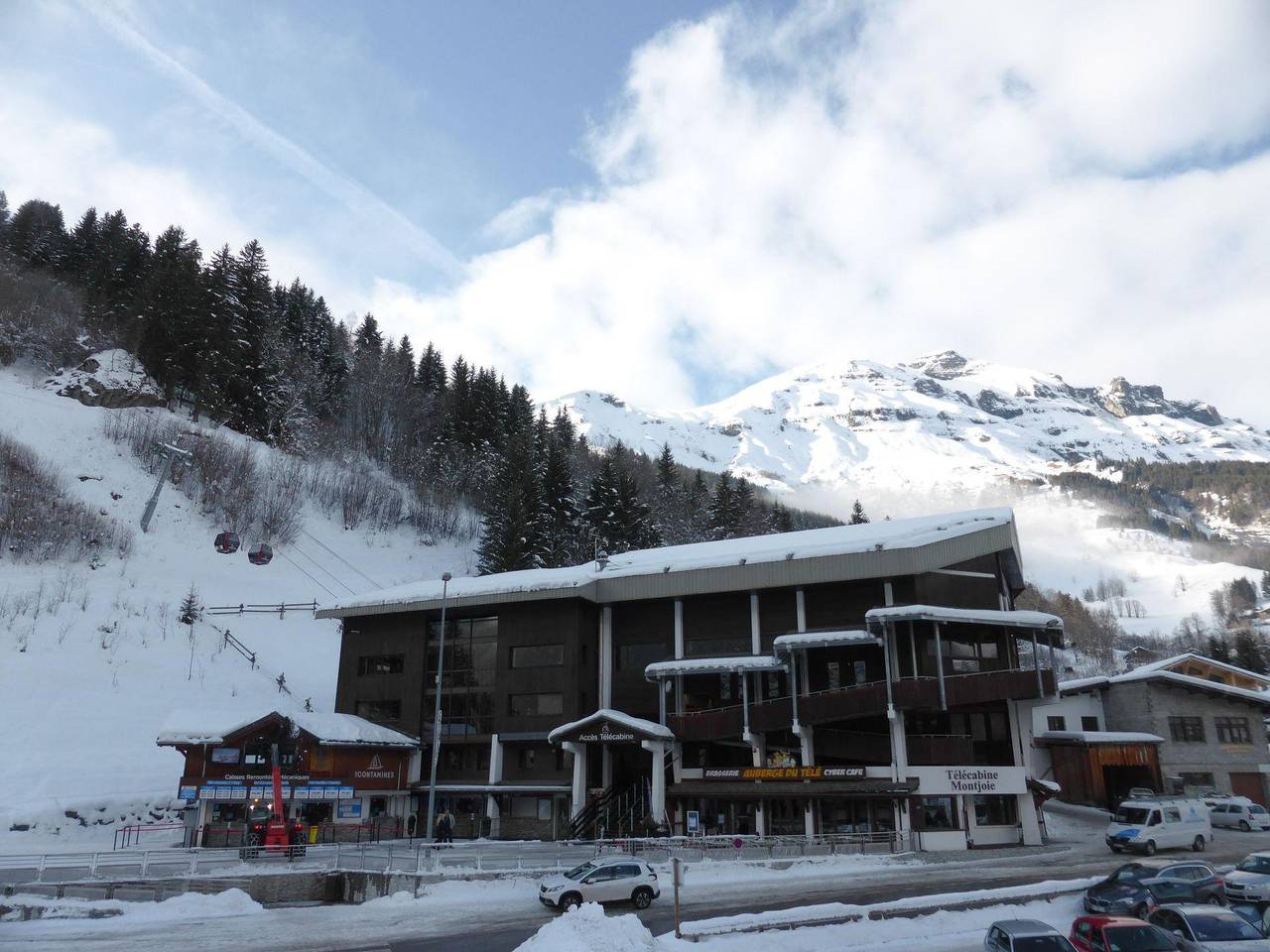 Entire apartment, Résidence Schuss - 3 room mezzanine apartment 8 people (790) in Les Contamines-Montjoie, Pays du Mont-Blanc