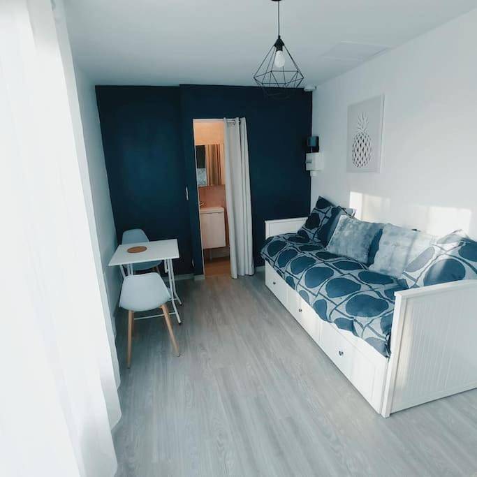 Gîte pour 2 personnes, avec jardin à Sablé-sur-Sarthe - 2