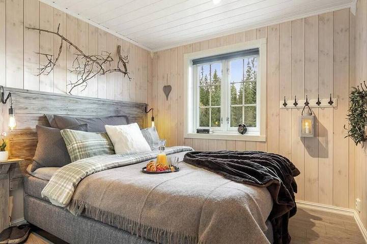 Helle und geräumige Hütte in einer ruhigen Ferienhaussiedlung in Voss in Voss