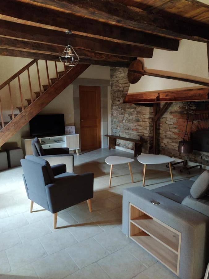 Gîte pour 10 personnes, avec jardin à Lédergues