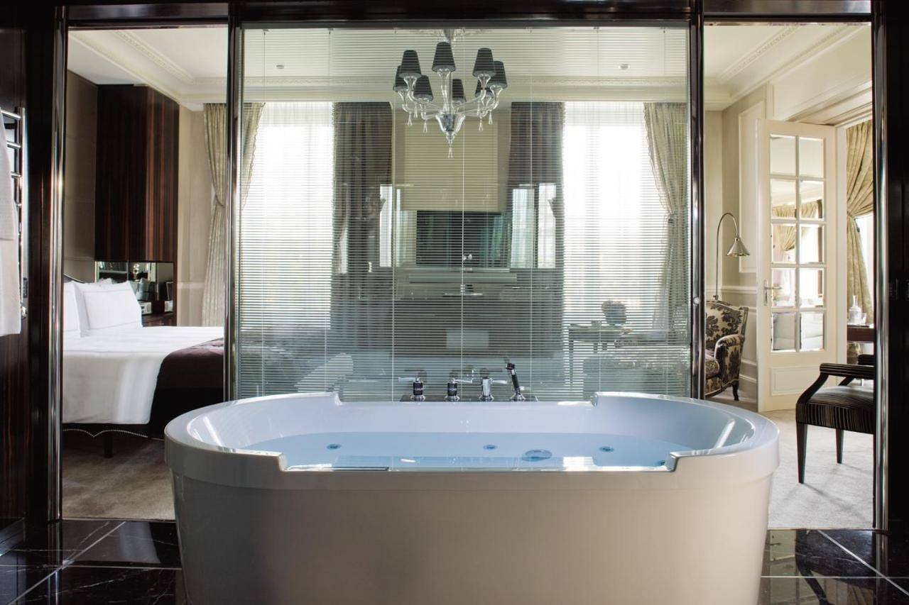 Four Seasons Hotel des Bergues Geneva in Genève Secteur de dist., Genf