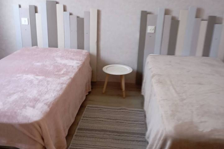 Location de vacances pour 4 personnes, avec jardin dans Beyssac - 3