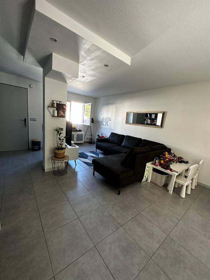 Villa pour 7 personnes, avec jacuzzi ainsi que piscine et jardin à Lattes - 4