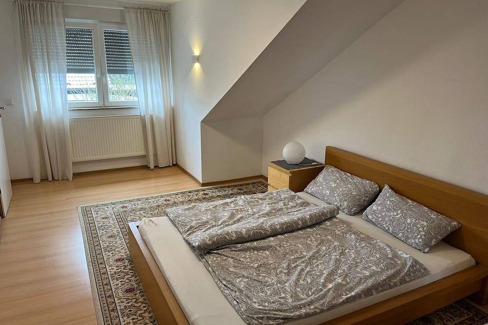 Lovely and Peaceful, Cosy Guest House in Cologne in Chorweiler, Cologne