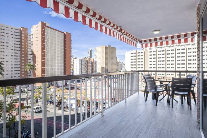 Gîte pour 6 personnes, avec terrasse à Benidorm - 3