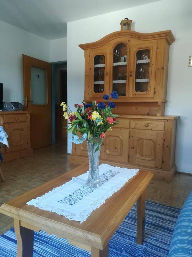 Ferienwohnung für 3 Personen, mit Ausblick und Seeblick sowie Balkon in St. Gilgen - 4
