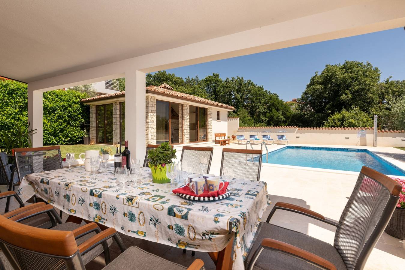 Villa per 8 persone con piscina in Umago, Umago e dintorni