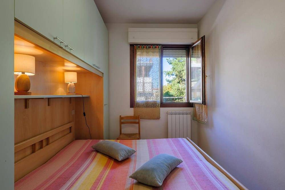 Apartamento inteiro, Nice apartment in Comacchio with Wifi in Lido degli Estensi, Porto Garibaldi