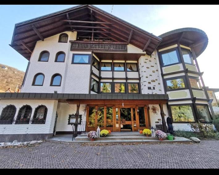 Hotel für 2 Personen, mit Balkon und Terrasse sowie Garten und Ausblick in Lichtenstein