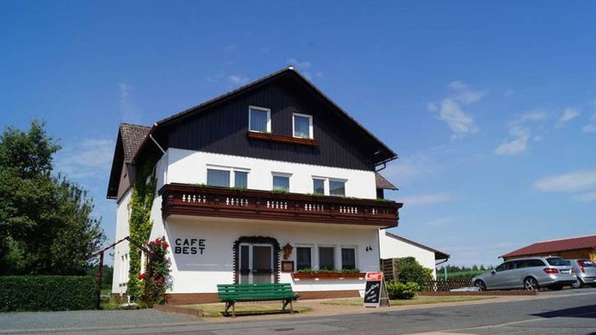Ferienwohnung für 2 Personen, mit Garten