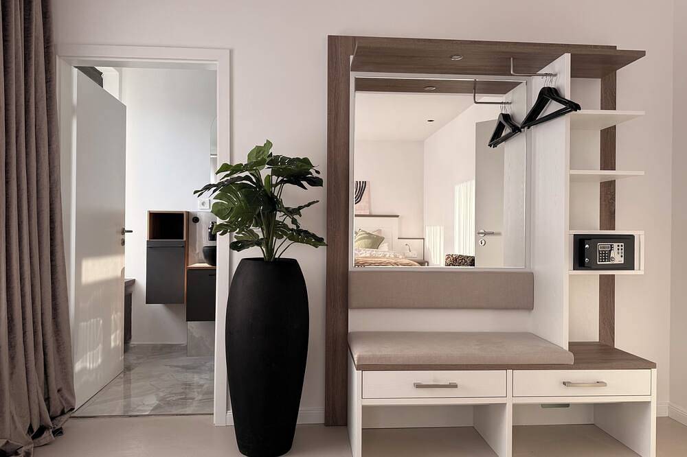 Ganze Wohnung, Salt & Smoky · Premium-Zimmer direkt in der Altstadt in Lüneburg, Nordheide