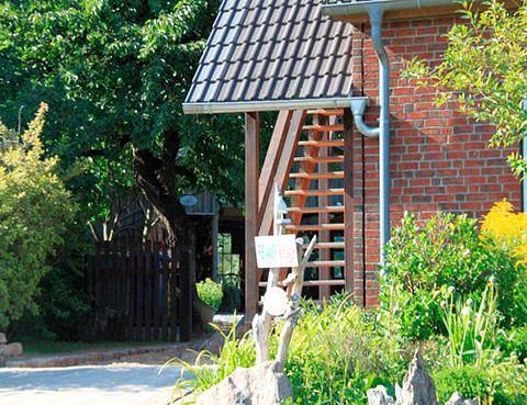 Ganze Wohnung, Komfortable Ferienwohnung am Papensee mit Seeblick, Garten und Spielplatz in Laage, Mecklenburgische Seenplatte