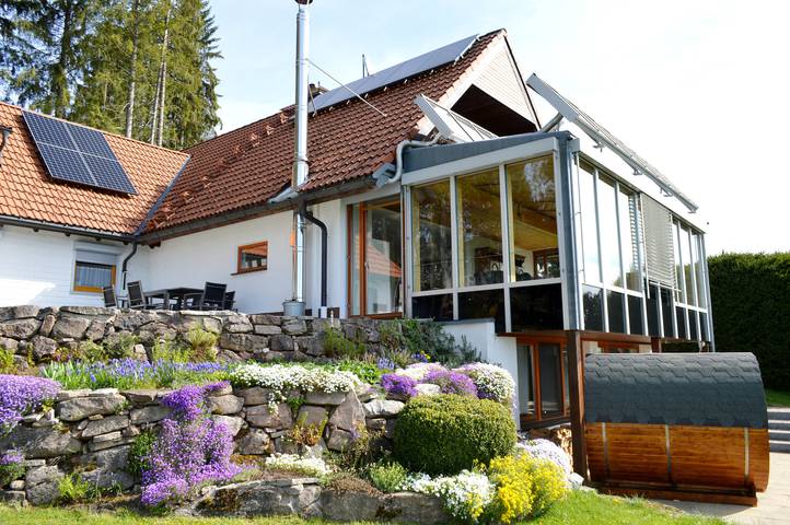 Ferienwohnung für 10 Personen, mit Garten und Sauna, kinderfreundlich in Eisenbach