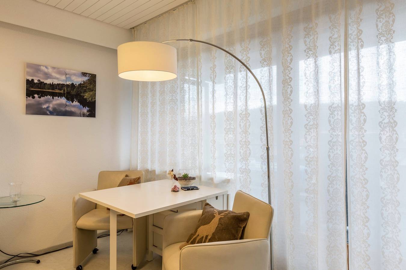Ganze Wohnung, Moderne Ferienwohnung "Nina" mit Bergblick, Balkon, Sauna & Pool in Schönwald, Südschwarzwald