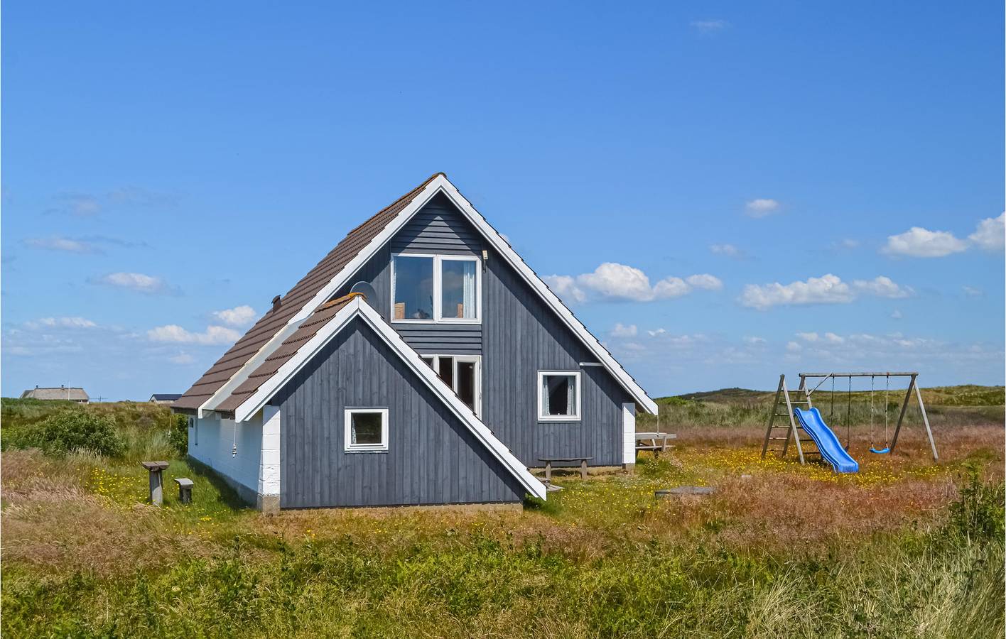 Feriehus for 8 personer med terrasse in Hvide Sande, Holmsland Klit